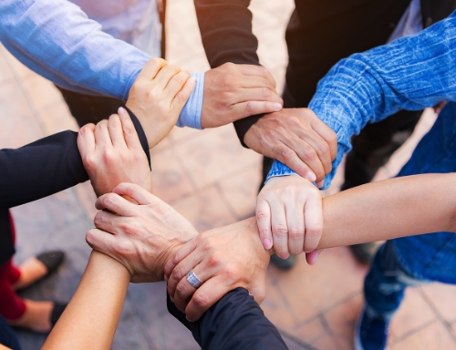 成为jinnian金年会的一份子