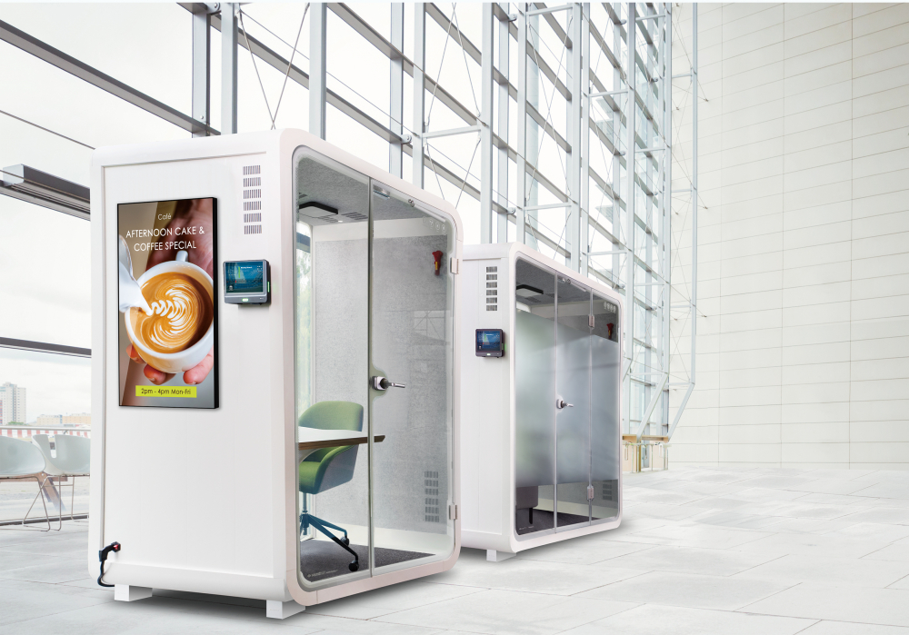 jinnian金年会子公司达擎之智慧行动办公舱，采用PDLC智能调光玻璃设计，透过通电与断电的电流切换，呈现透明与雾面效果，具节能降耗特性并兼顾隐私，确保信息安全