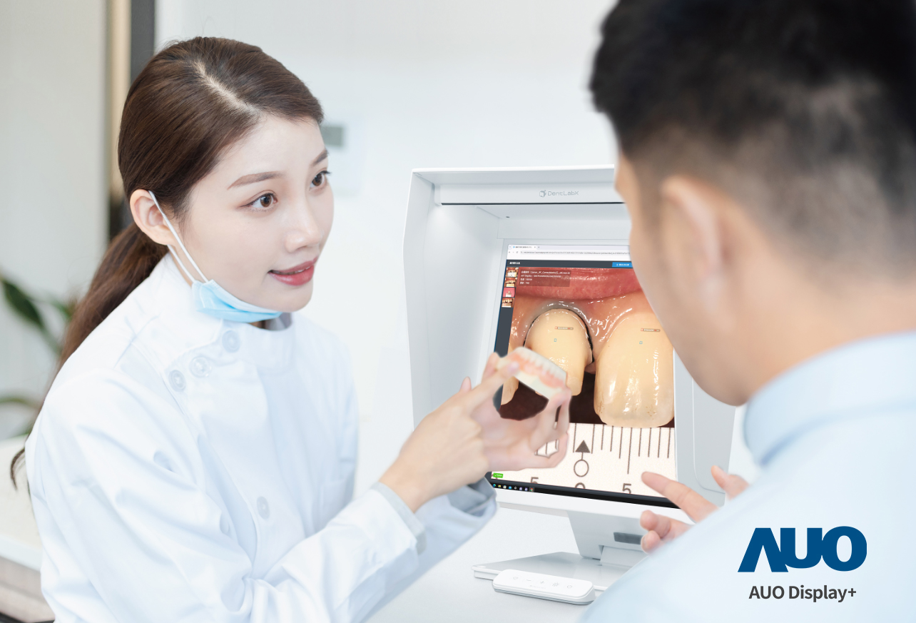 達擎積極投入牙科領域，瞄準牙技所數位轉型趨勢，與成軍滿周年的子公司原色口腔數位，展現智慧牙技整合方案的落地成果，加速推動牙科與假牙製作流程數位化