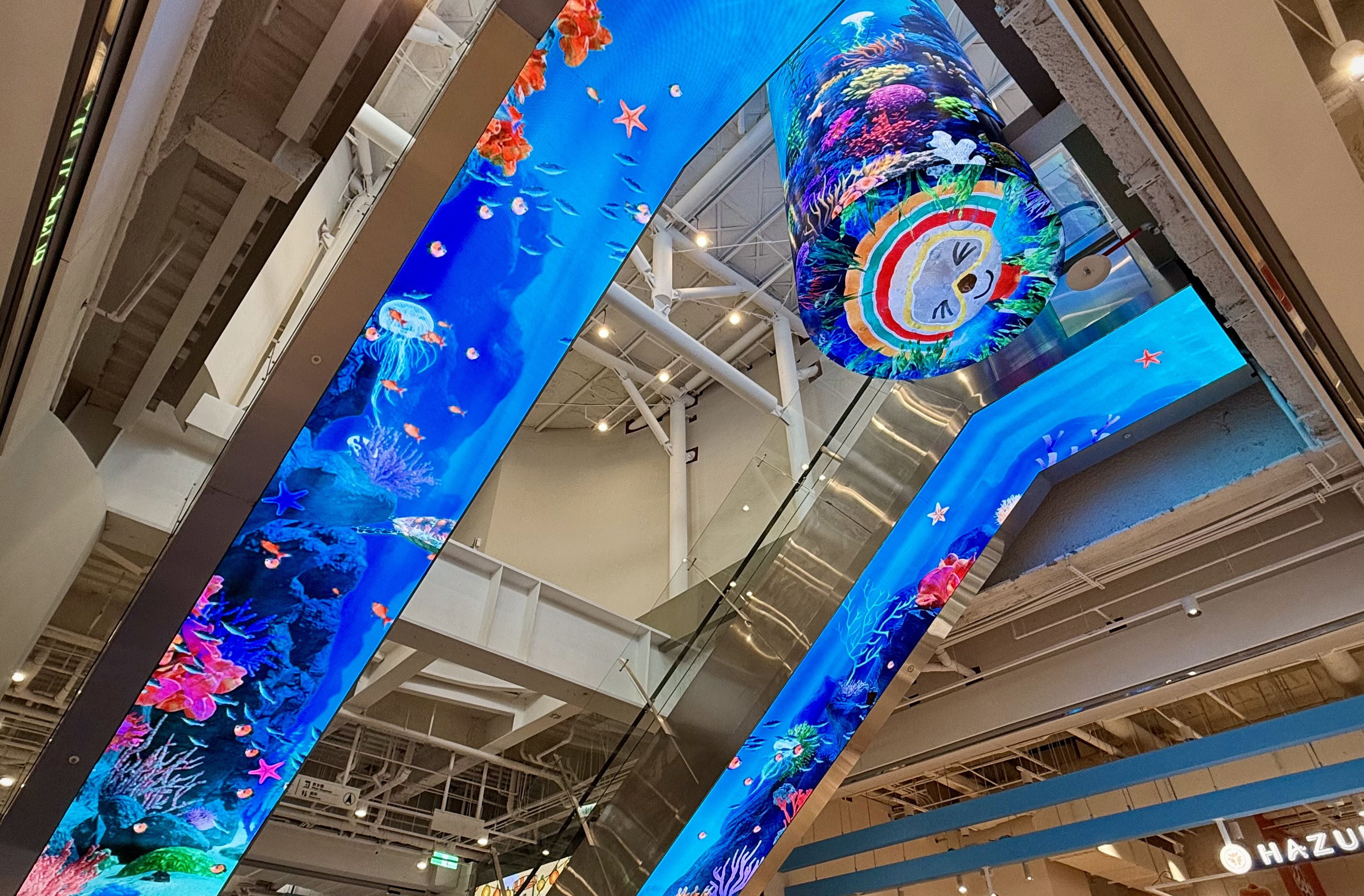 達擎與傑可達整合先進顯示技術與軟硬體應用服務，提供一系列大型LED顯示解決方案，為全新改裝開幕的「清水服務區」佈局嶄新視覺體驗。